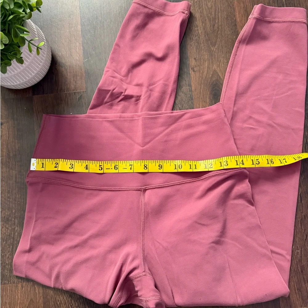 Lululemon Align Leggings 25” - Picture 9 of 10